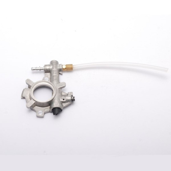 Oljepump inkl slang E4000/E5000/E8000